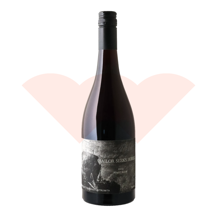 sailor-seeks-horse-pinot-noir-2022-750ml-17390083-lavie-1a4b-20261021