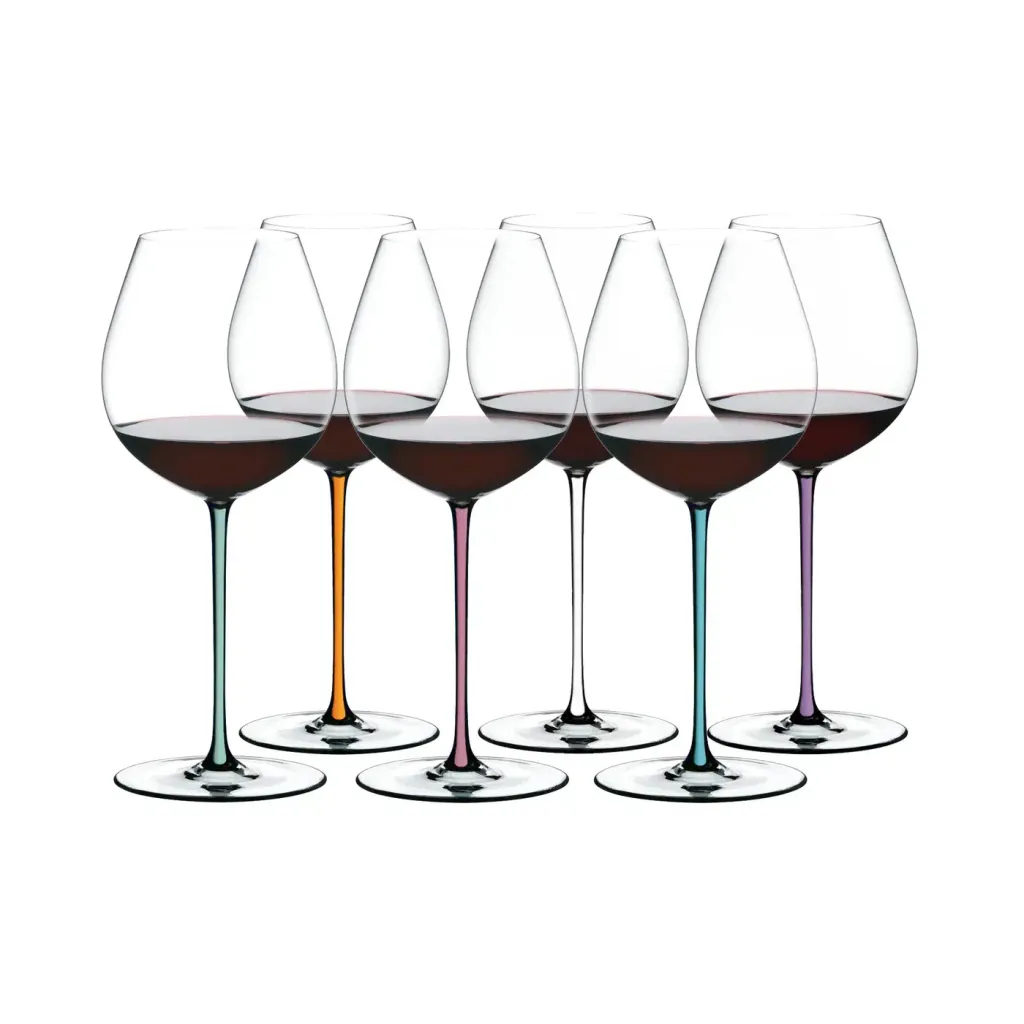 Old-World-Pinot-Noi-6_e887dffa-b535-4002-afdd-808c85b4d798_1400x