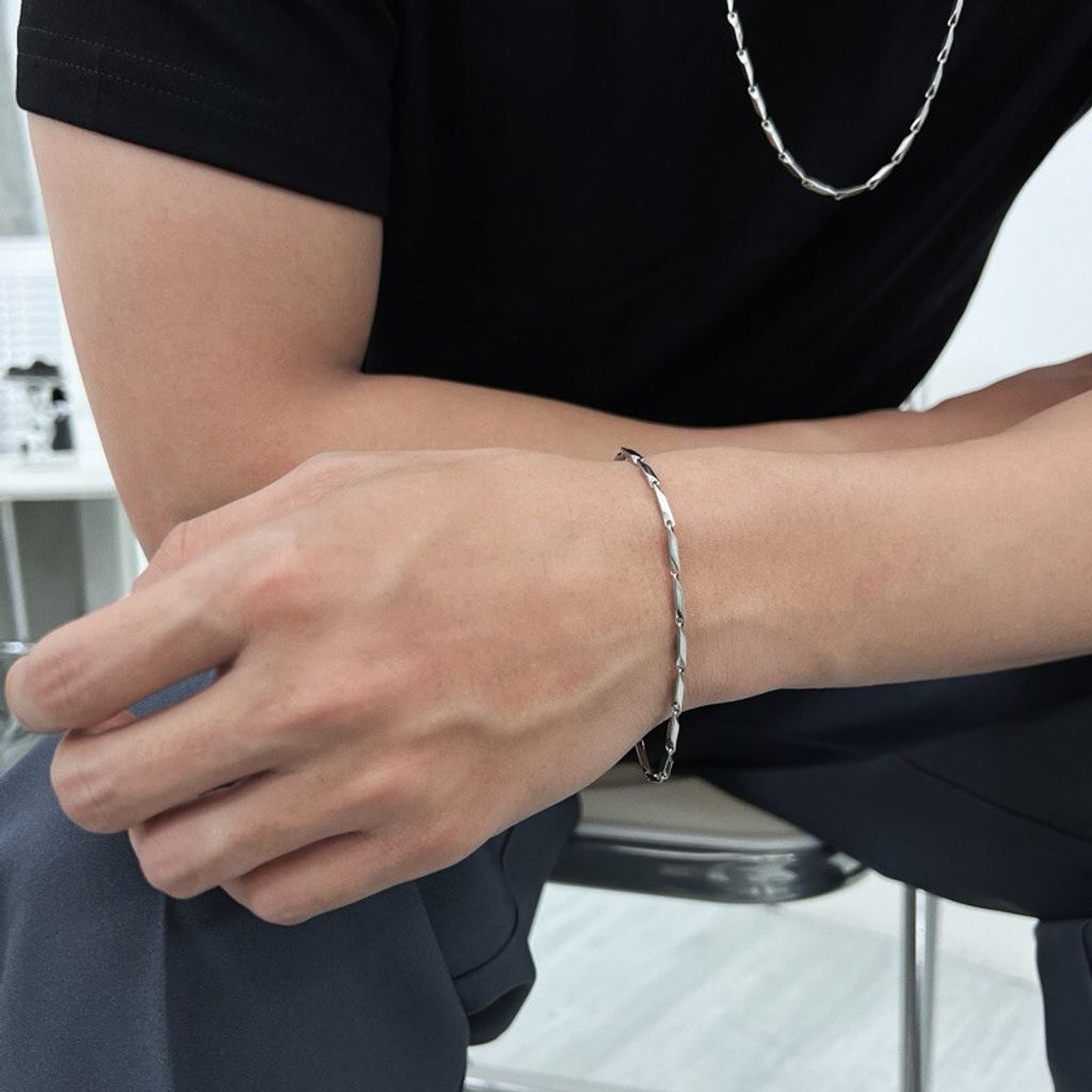 tw-11134201-81zto-mi9vztimieip06