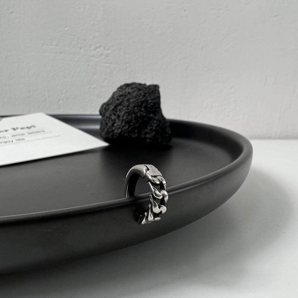 sg-11134201-824gl-meab9q5koem83a