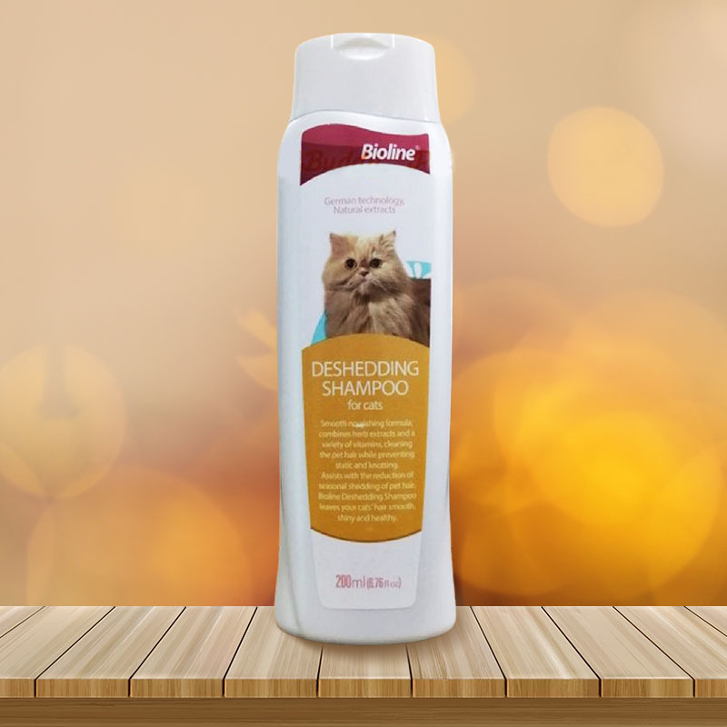 deshedding shampoo for cats