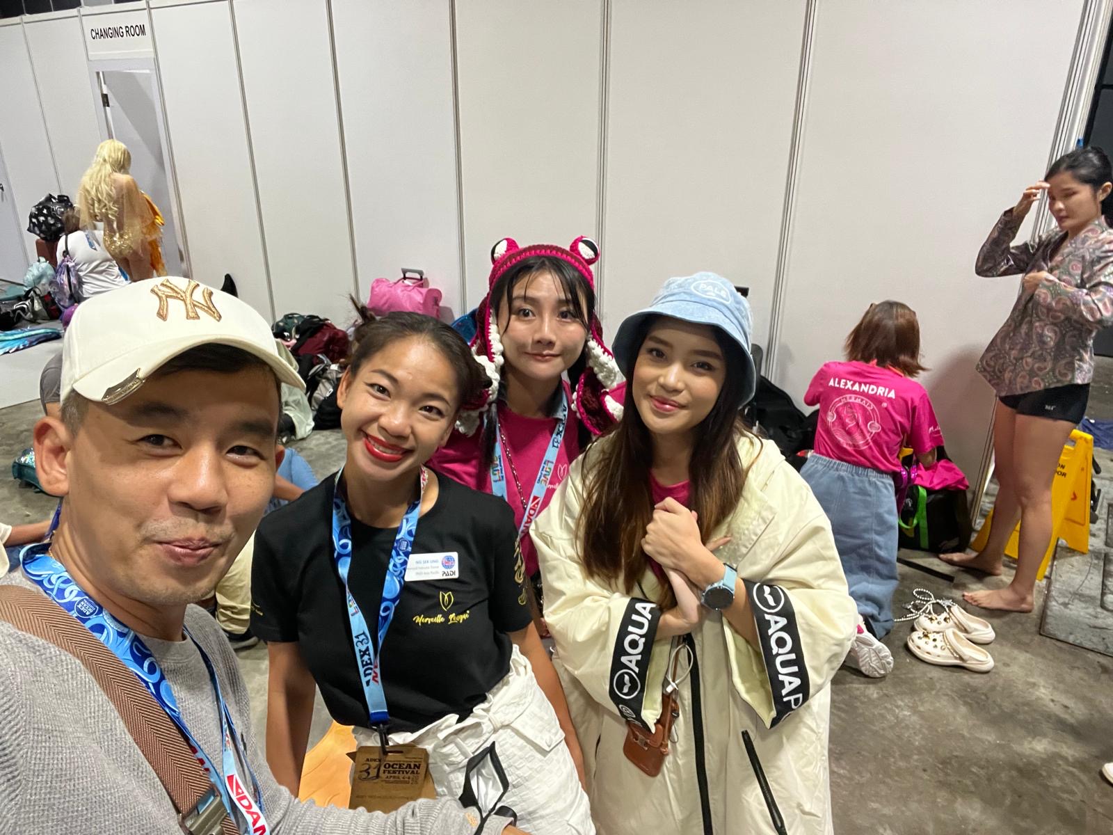 09a59d54-353a-460b-b1d2-8dc6c5ee9ed7