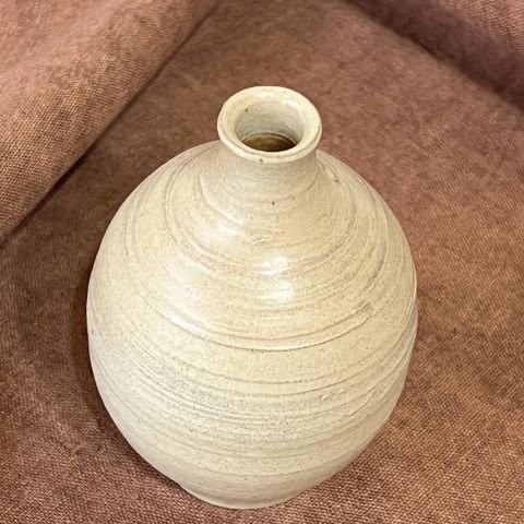 秋泥 手作陶花器 花瓶
