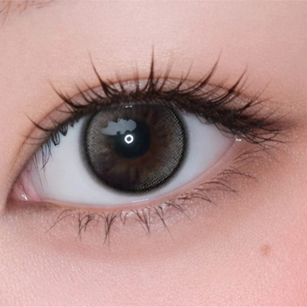 EN-Dolly-Kristin-1day_BK_02