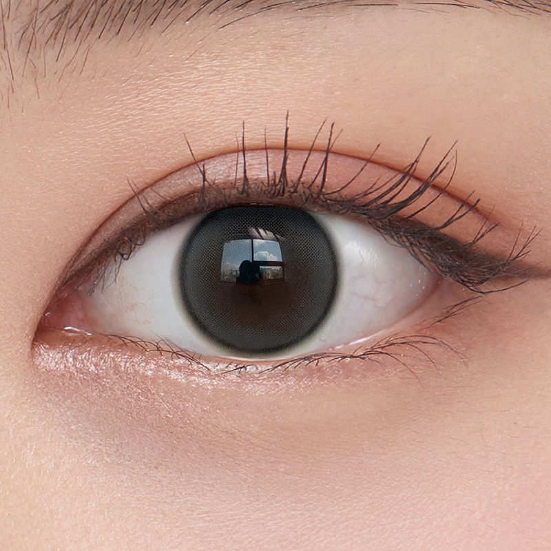 MainPhoto_ShineTouch_1Month_GrayEye