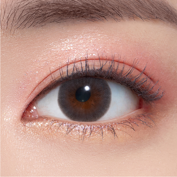 PI_220121_fallingGray_A2_eye