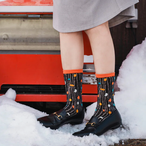 3807_夢境系列｜小夜曲-波卡點點透紗中筒襪3