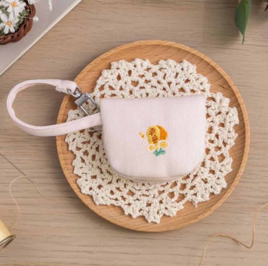 花綻天燈-花伴小掛包1