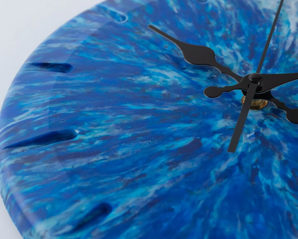 buoy_Clock_Blue_closeup1