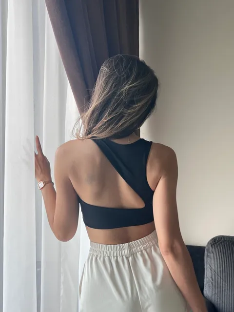 Pivot Peak Top - Back Design