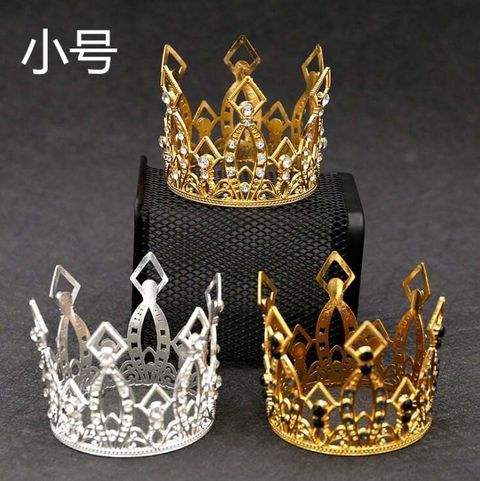 queen crown overall.jpg