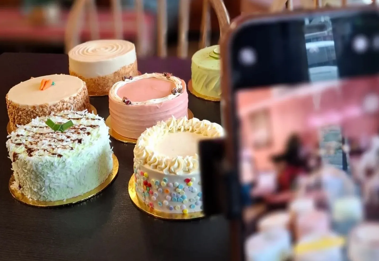 MINI CAKES | Sara Sofeya Cafe & Cakes