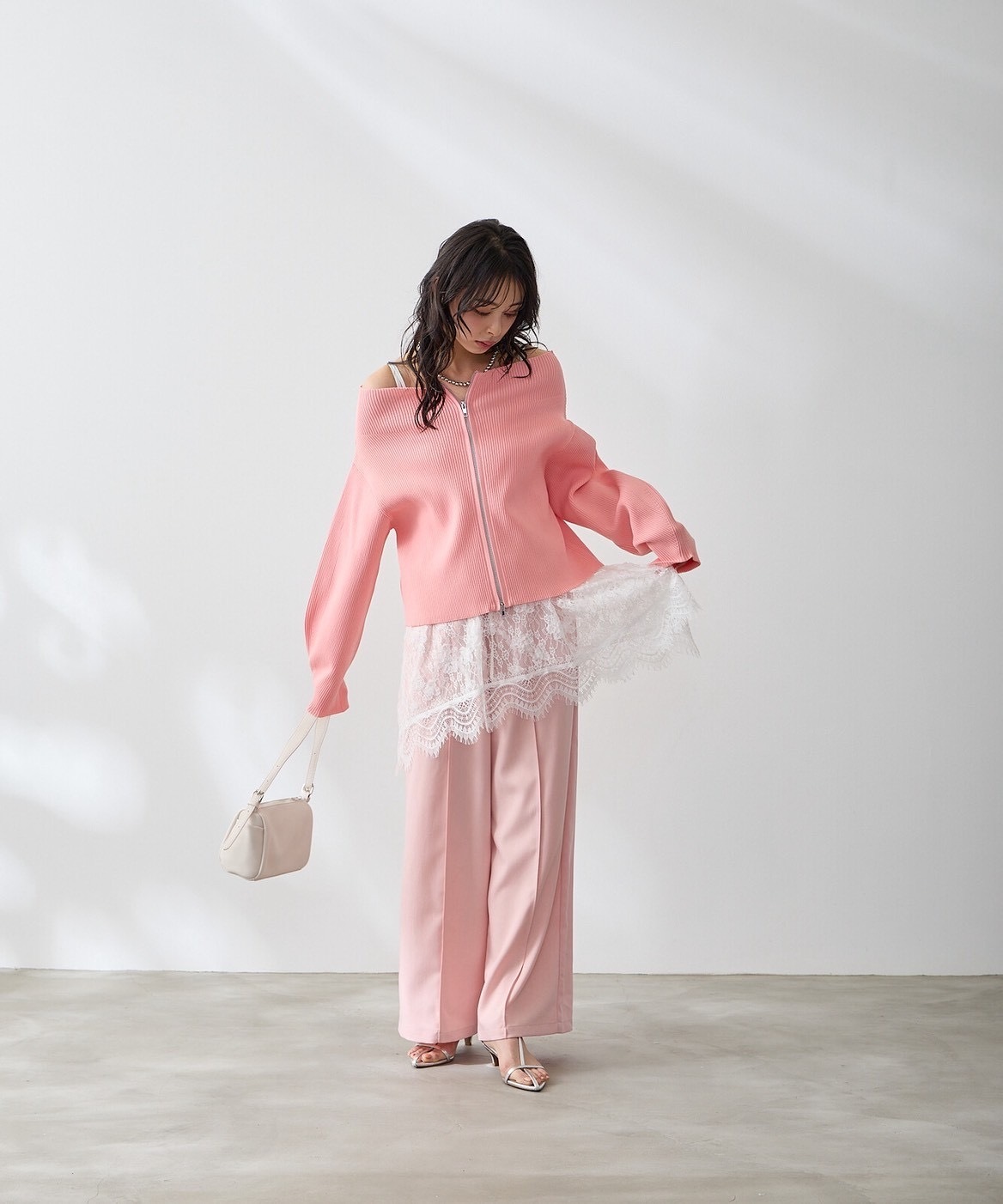 DEA64D3A-AF2E-4233-BAD1-3D94D77974B3