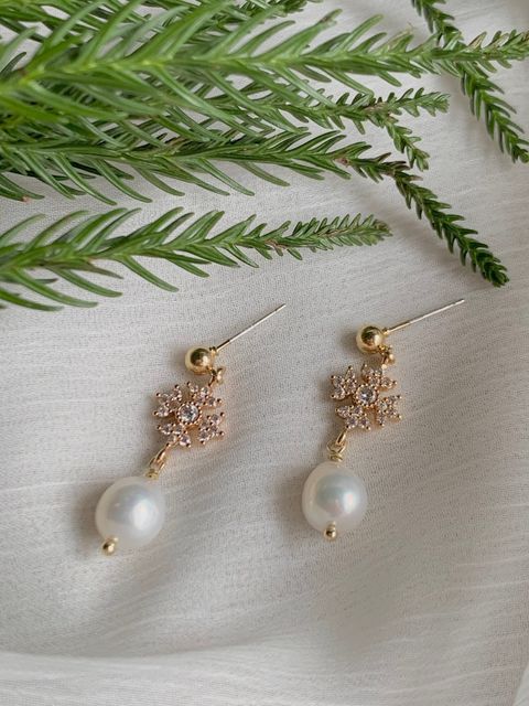 C61A25CF-2668-4338-8576-867BFD997369