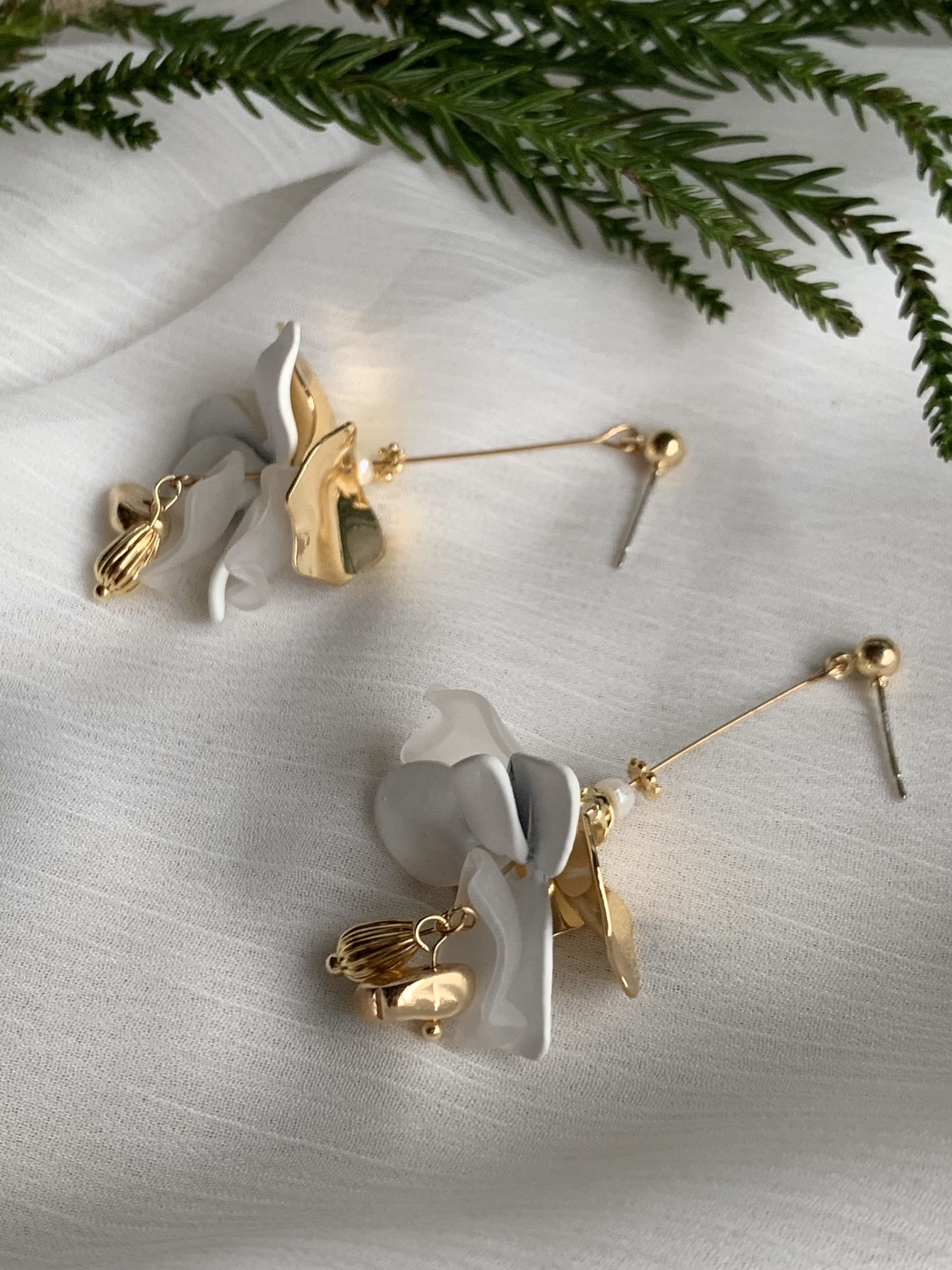 552526EE-38DE-4249-B781-72EA8562E2E7