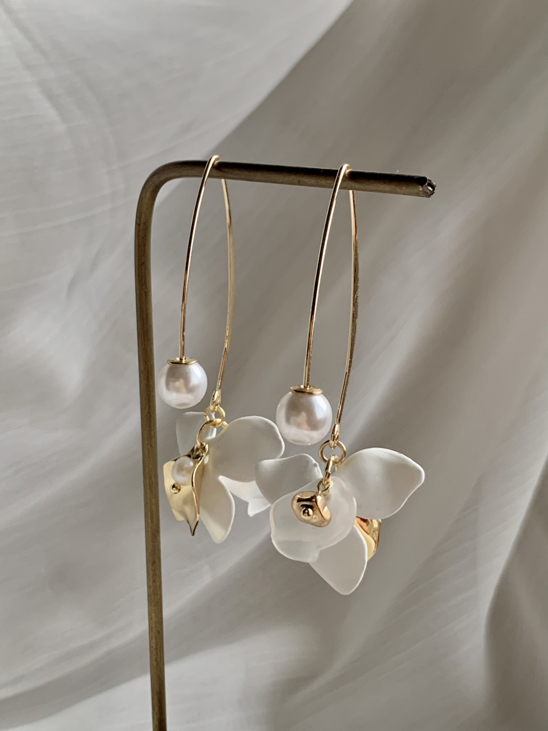 7F814908-09B7-4803-8E57-898169960665