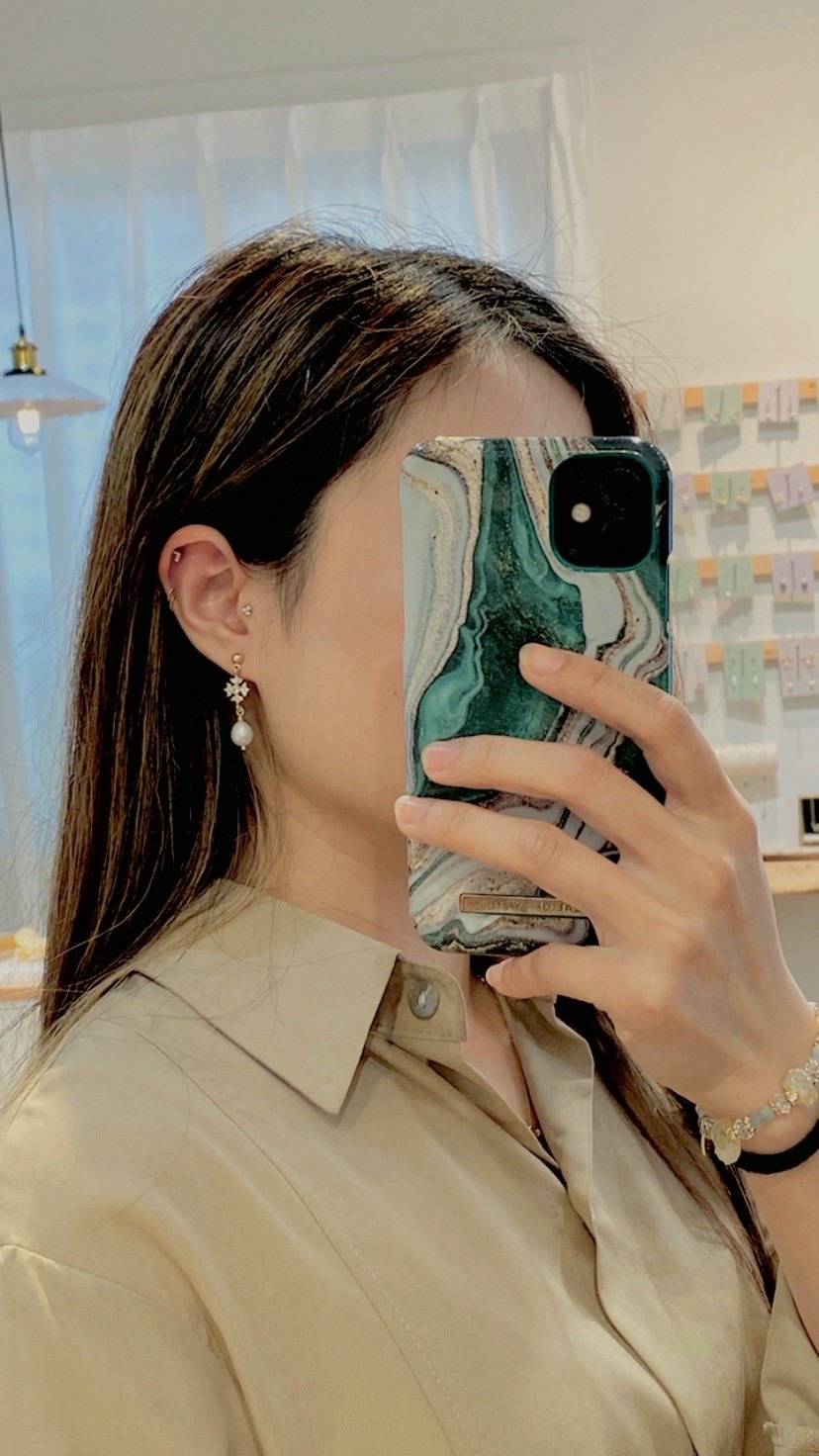 BFFEFD35-2699-4CFC-BFDA-3936498EA7F9