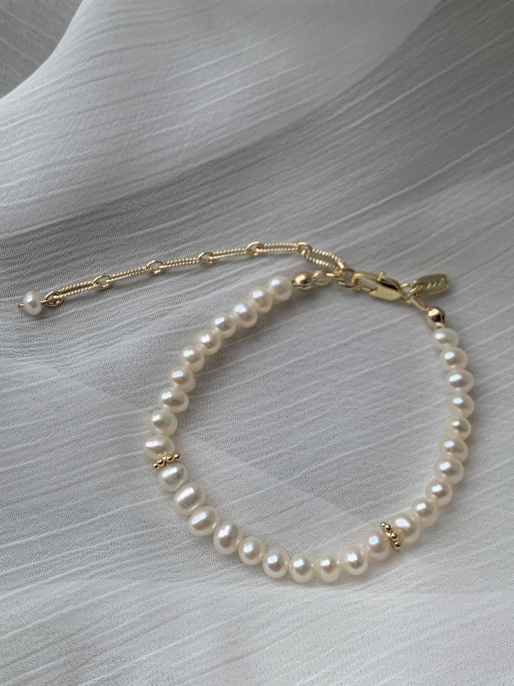 D88A3431-A01D-423F-BA0B-F4E1C06D4C66