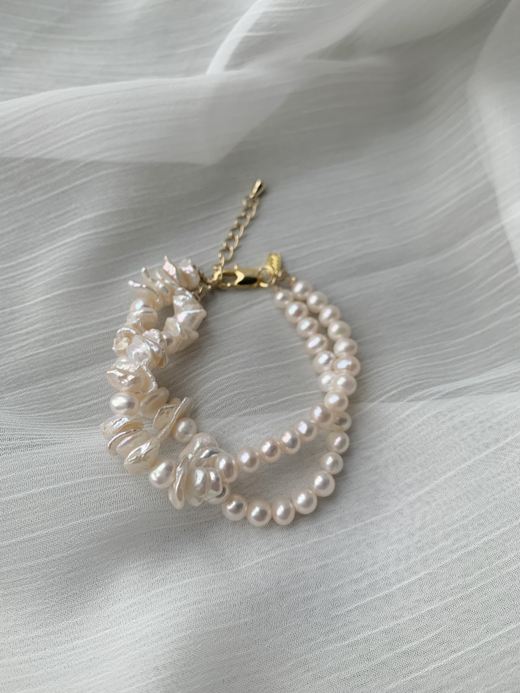 8CA33E09-56EF-4025-ABBD-AA40AADD6B6A