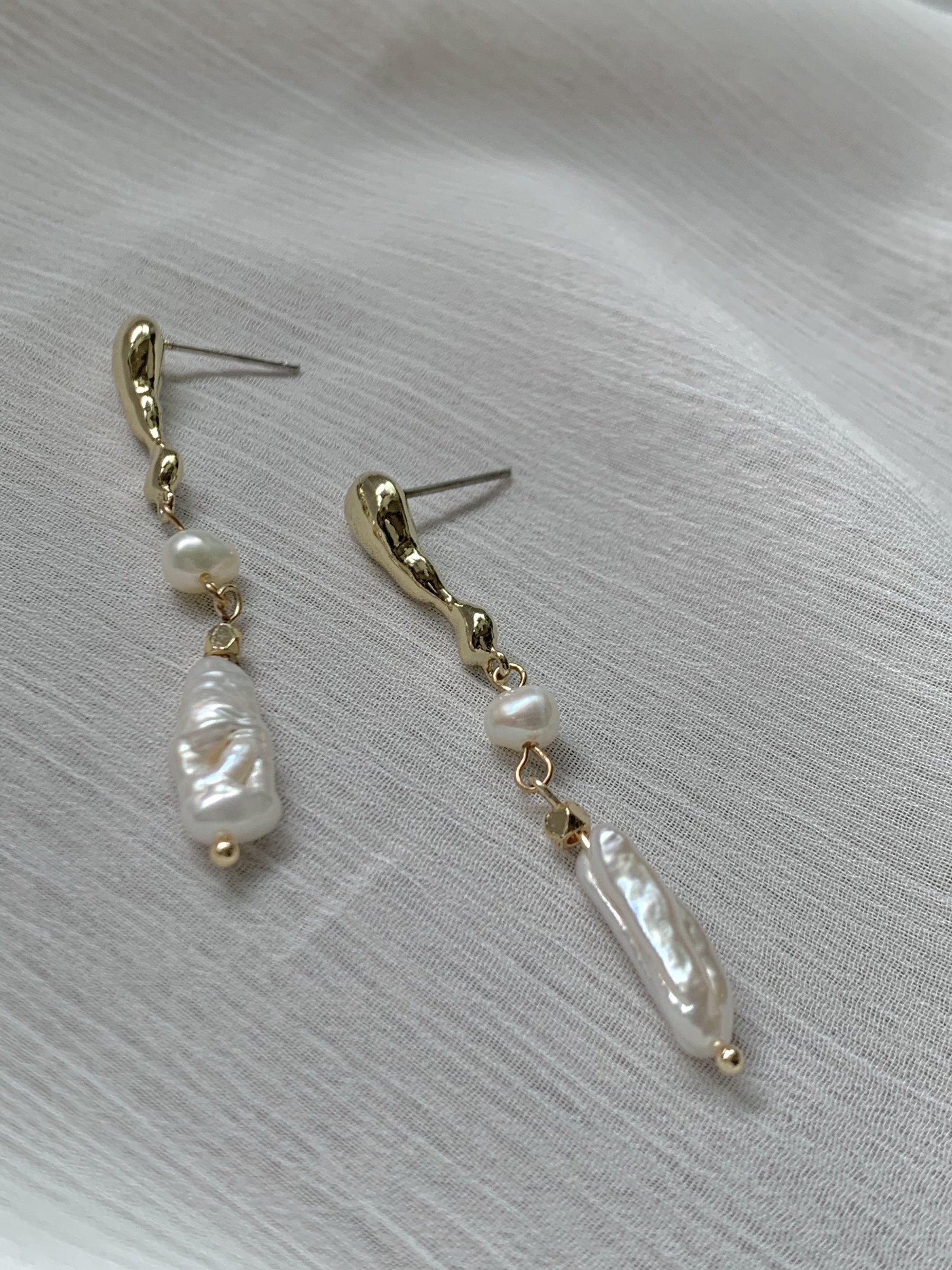 3B8AC155-AF50-485A-BDB8-ACF8DFD14313