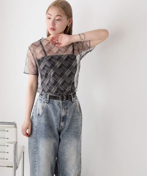 E9AC74BB-EF8E-4EBF-9D17-25CA37F1DB35