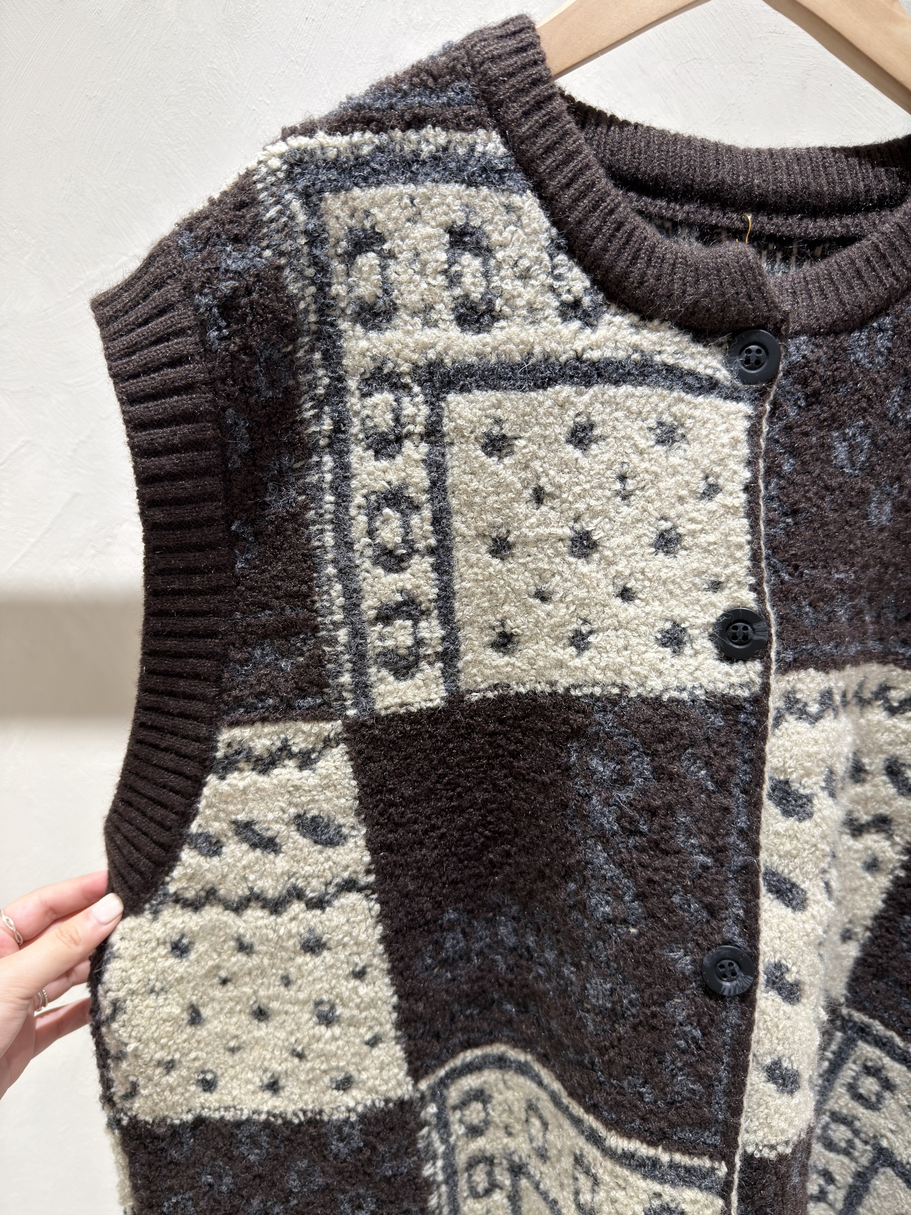 image_4660E9B7-85E6-47E9-8440-F5844174AE17_1765519292