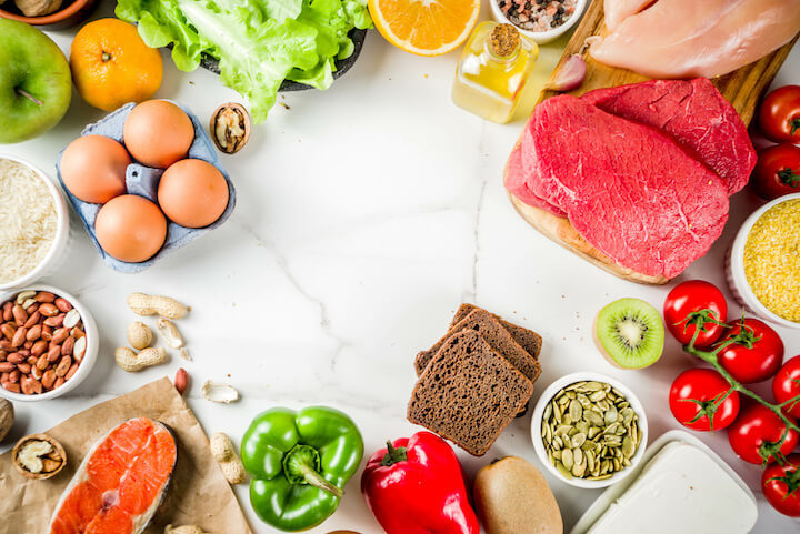 Vegetables, bread, meat and various ingredients