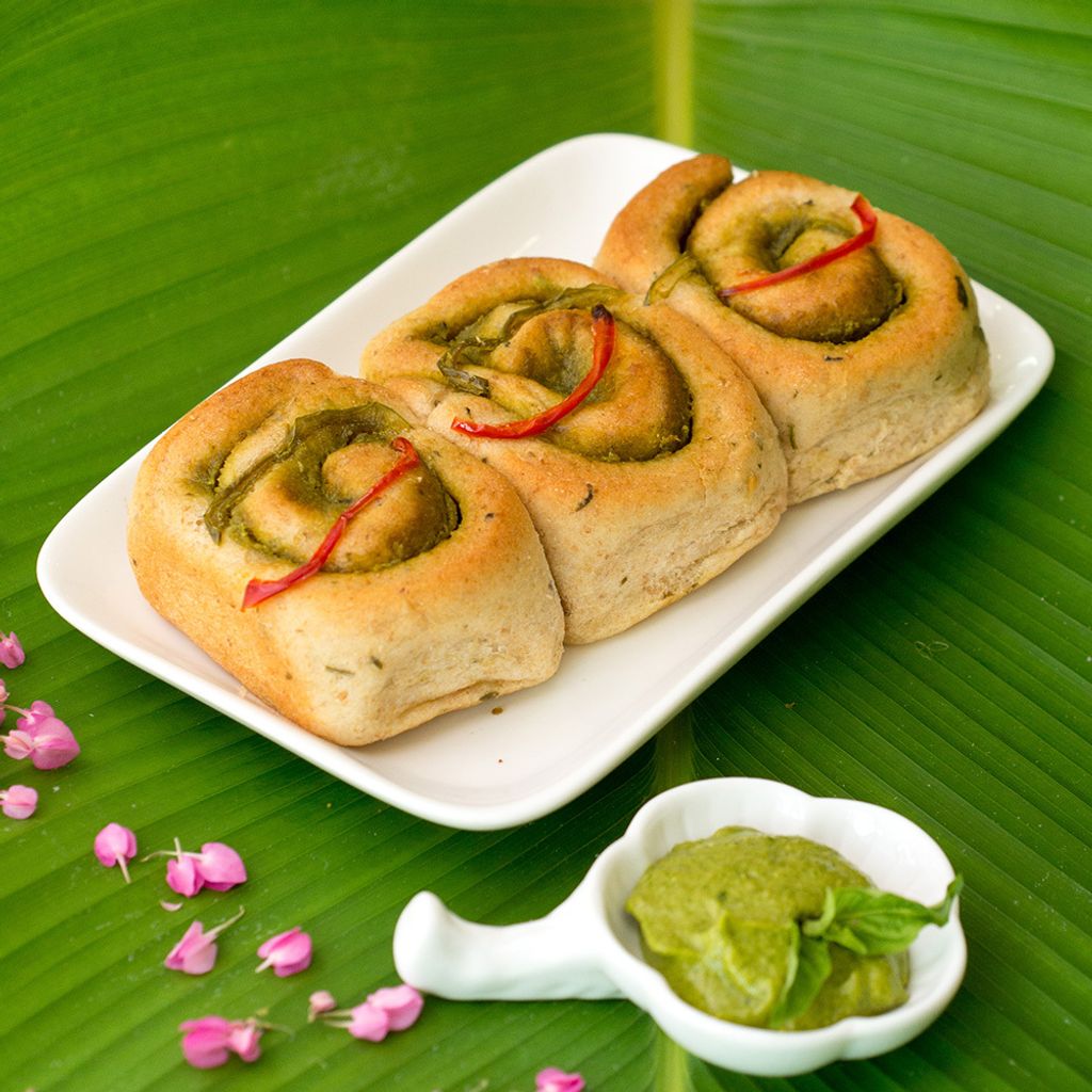 Pesto Roll 九层塔青酱卷
