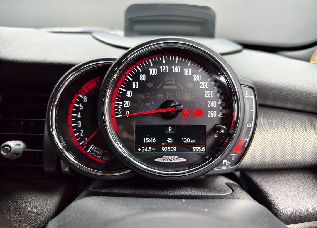 WhatsApp Image 2026-03-03 at 17.09.26 (1)