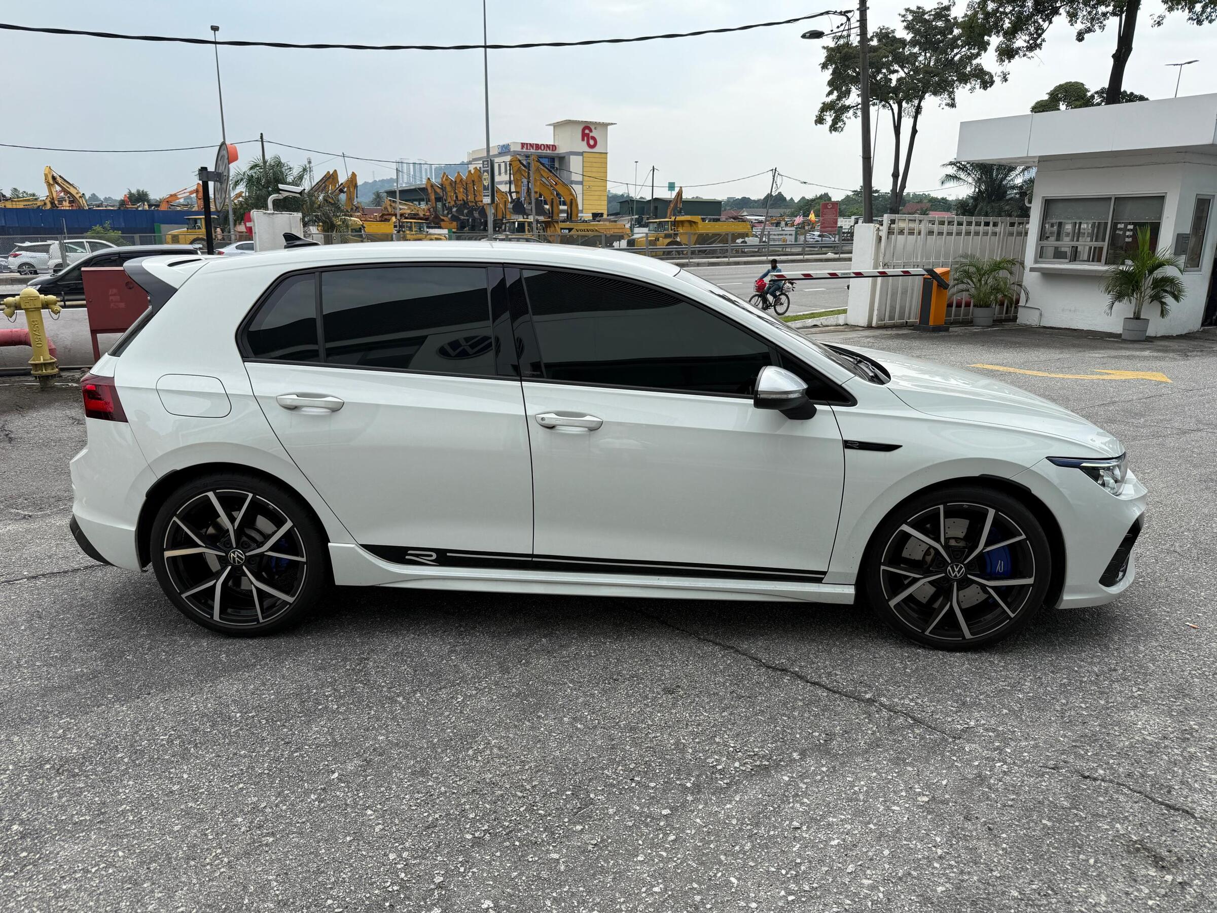 WhatsApp Image 2026-04-04 at 15.48.09 (2)