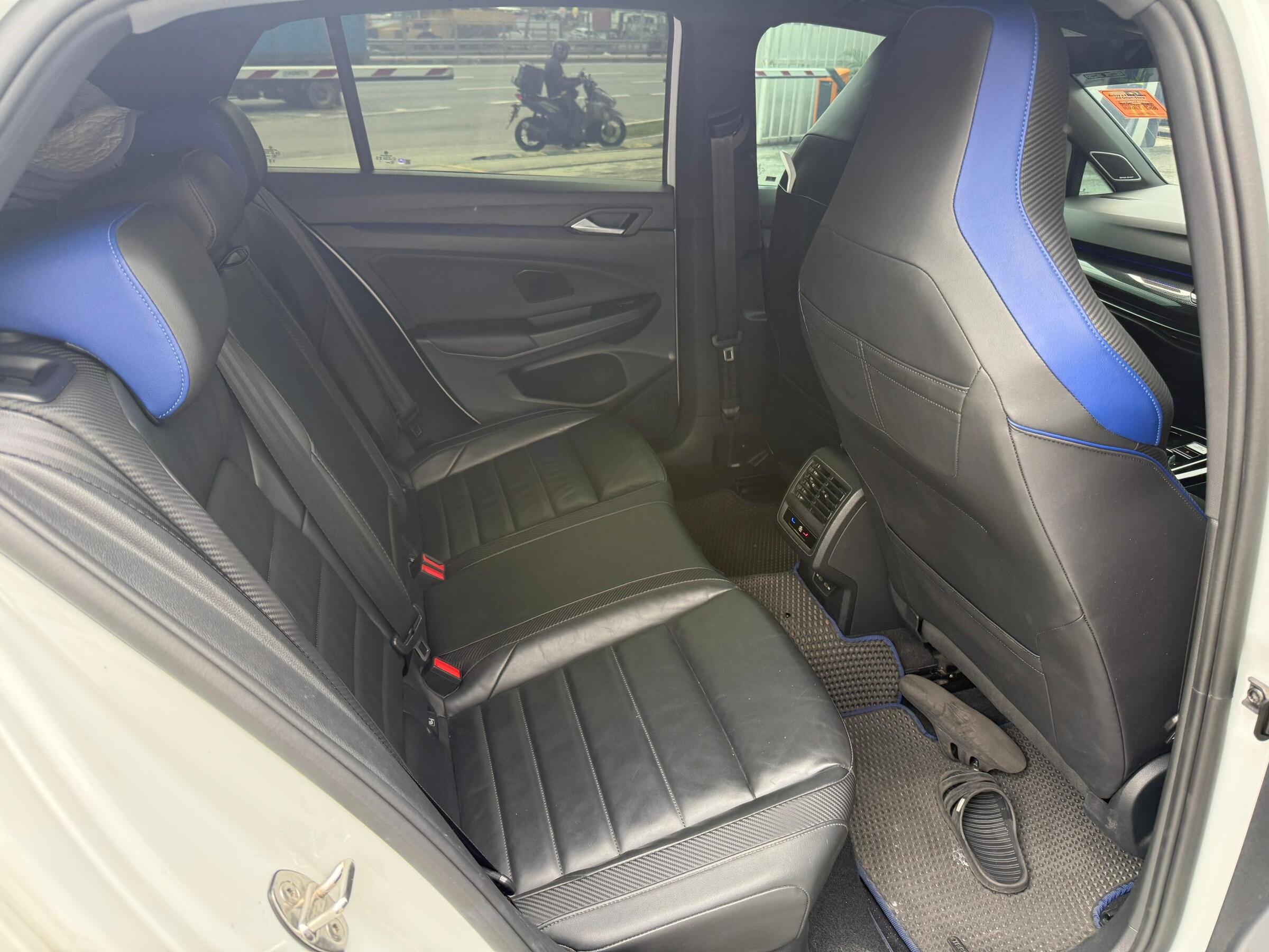 WhatsApp Image 2026-04-04 at 15.48.10 (1)