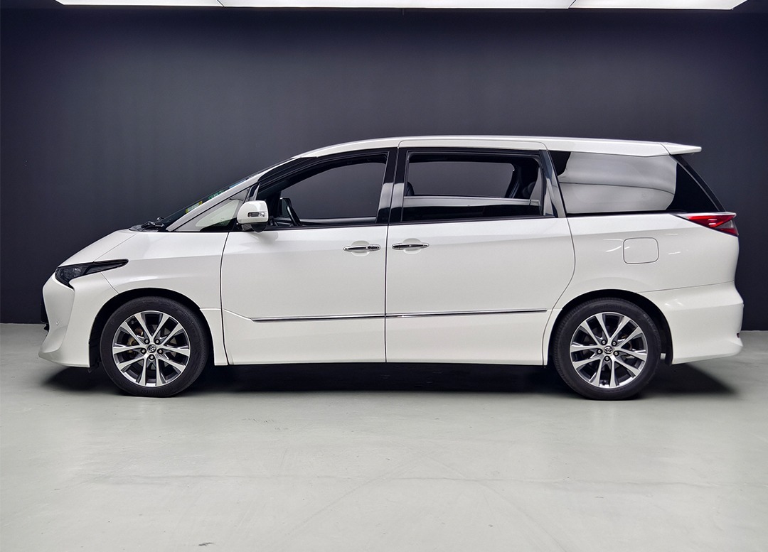 WhatsApp Image 2026-04-11 at 13.23.02