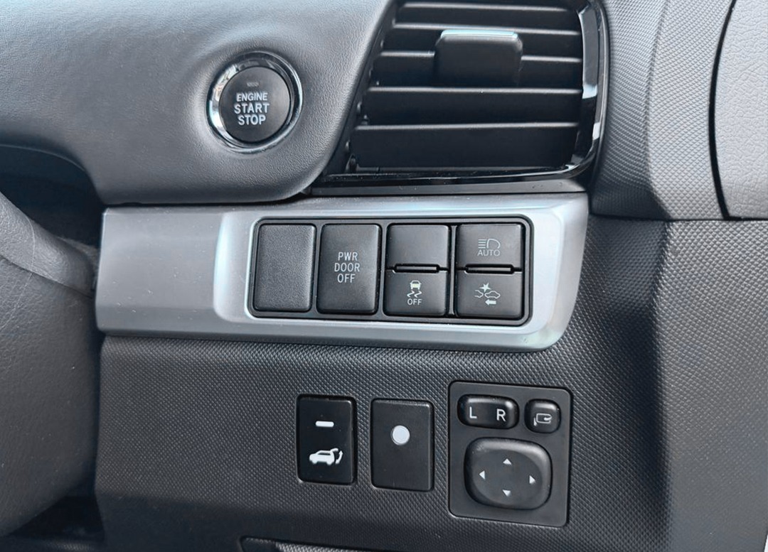 WhatsApp Image 2026-04-11 at 13.23.04