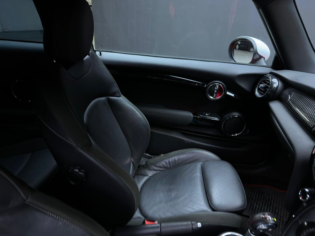 WhatsApp Image 2026-06-18 at 15.02.39 (1)