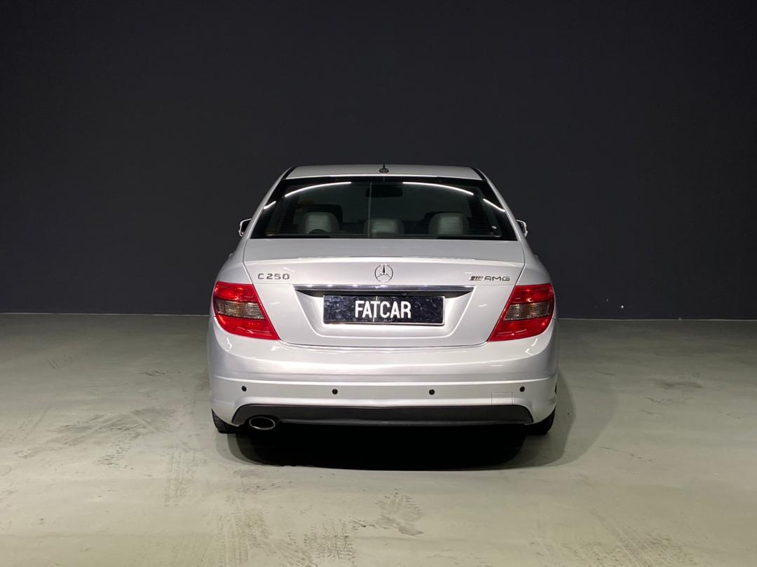 Used W204 Mercedes-Benz C-Class from RM 40k. Maintenance and