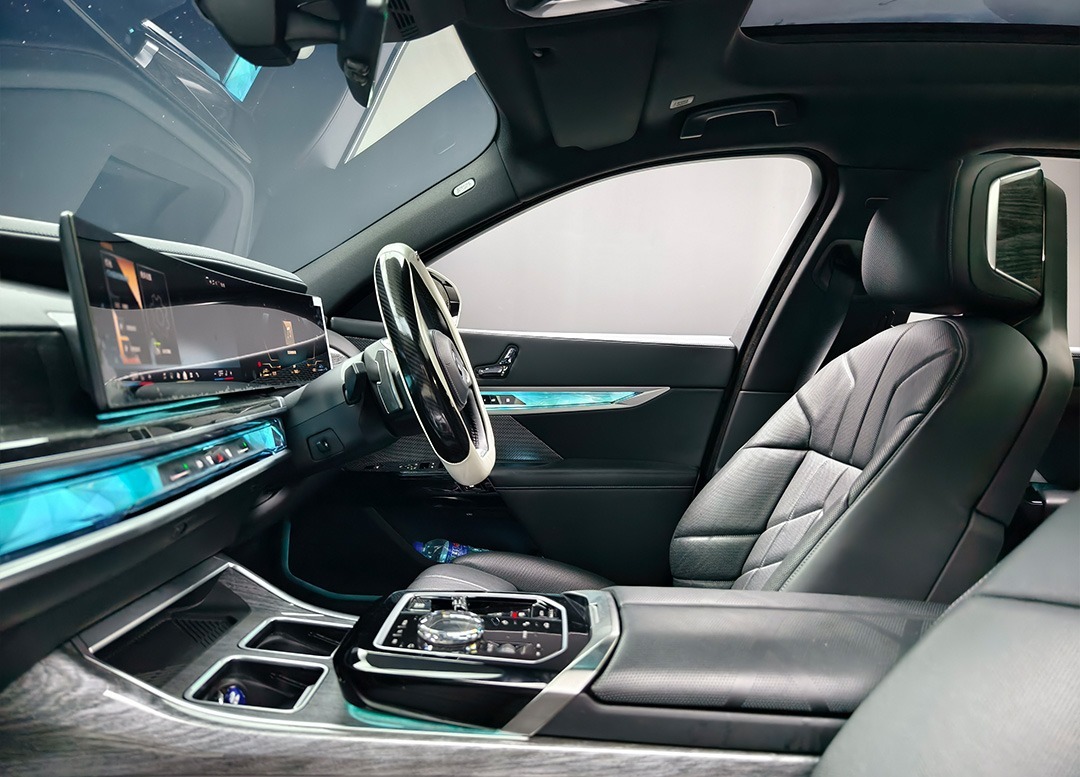 WhatsApp Image 2025-08-04 at 17.44.09 (1)