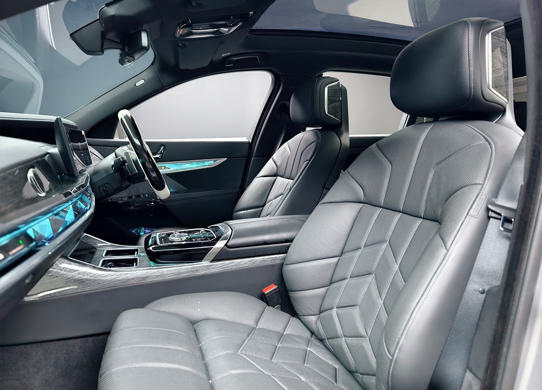 WhatsApp Image 2025-08-04 at 17.44.09 (2)