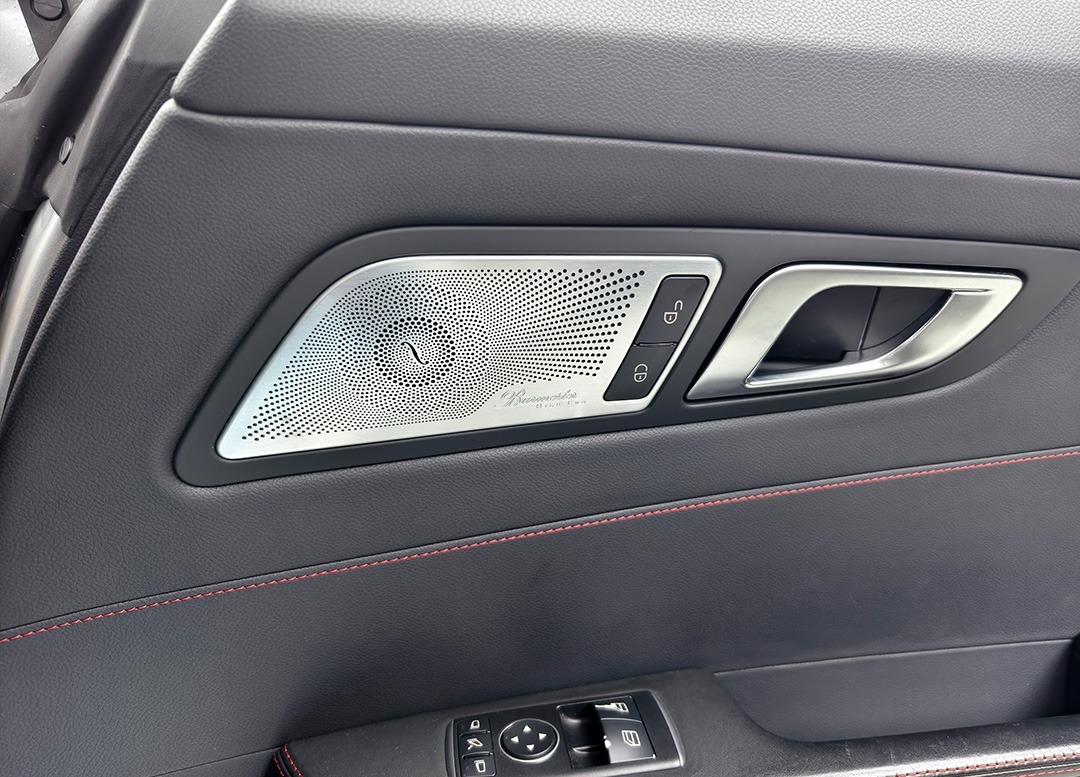 WhatsApp Image 2025-08-15 at 08.33.08 (1)