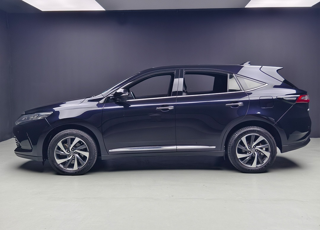 WhatsApp Image 2025-08-18 at 10.01.02 (1)