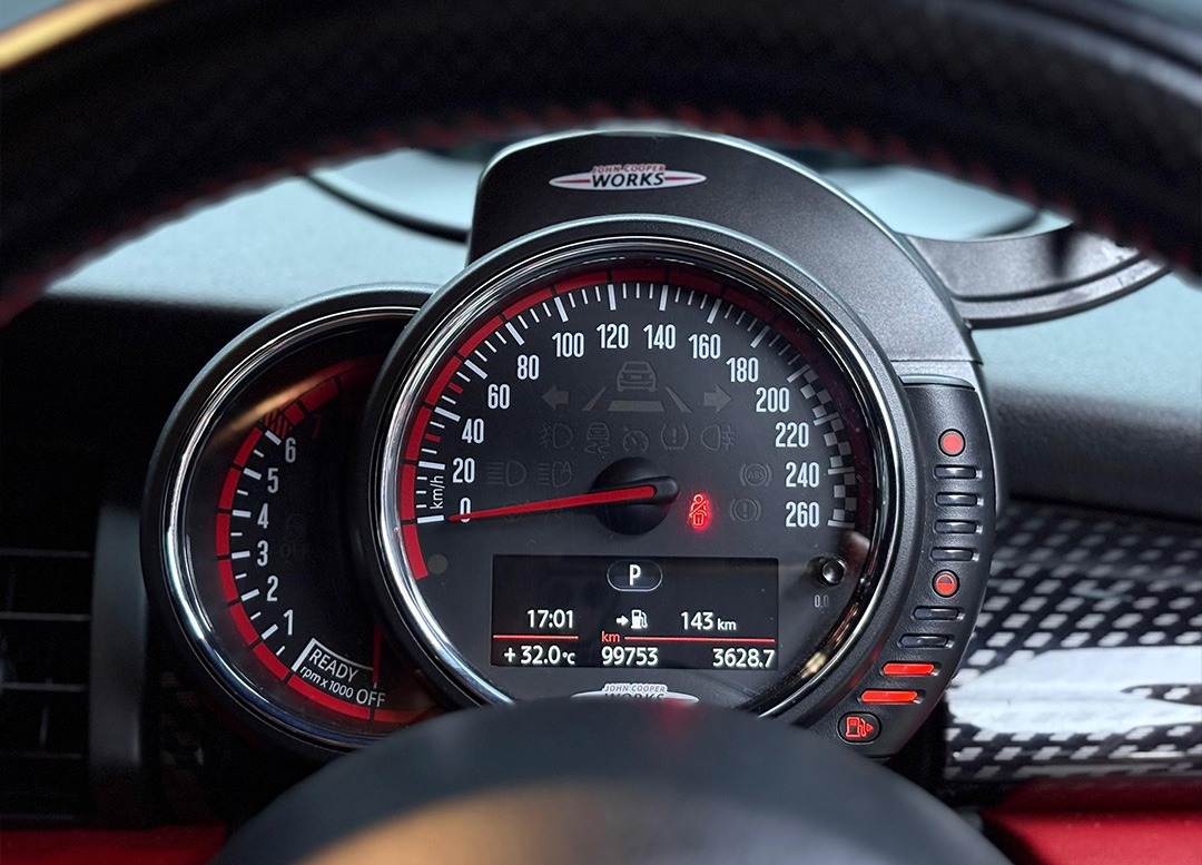 WhatsApp Image 2025-08-20 at 09.12.48 (2)