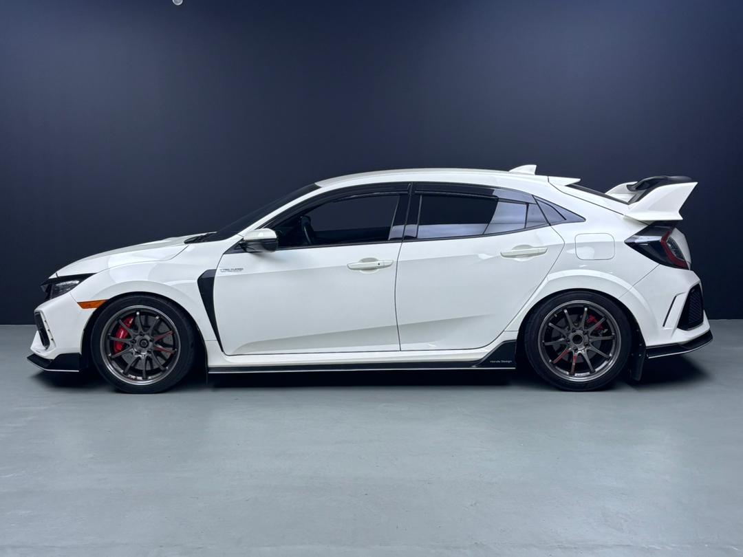 WhatsApp Image 2025-08-31 at 17.20.01