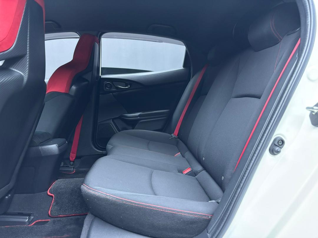 WhatsApp Image 2025-08-31 at 17.20.06