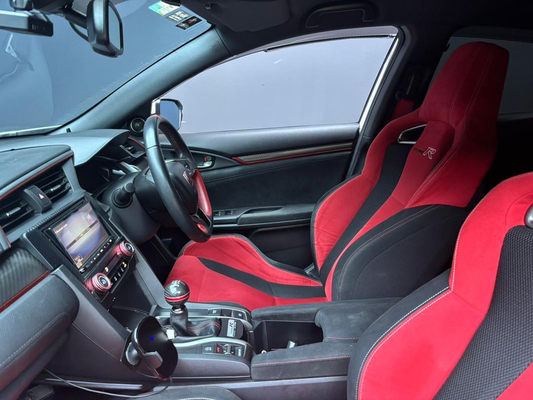 WhatsApp Image 2025-08-31 at 17.20.05