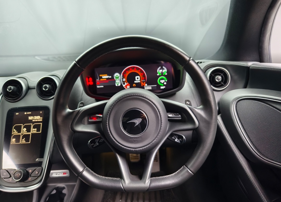 WhatsApp Image 2025-09-09 at 16.26.50 (2)