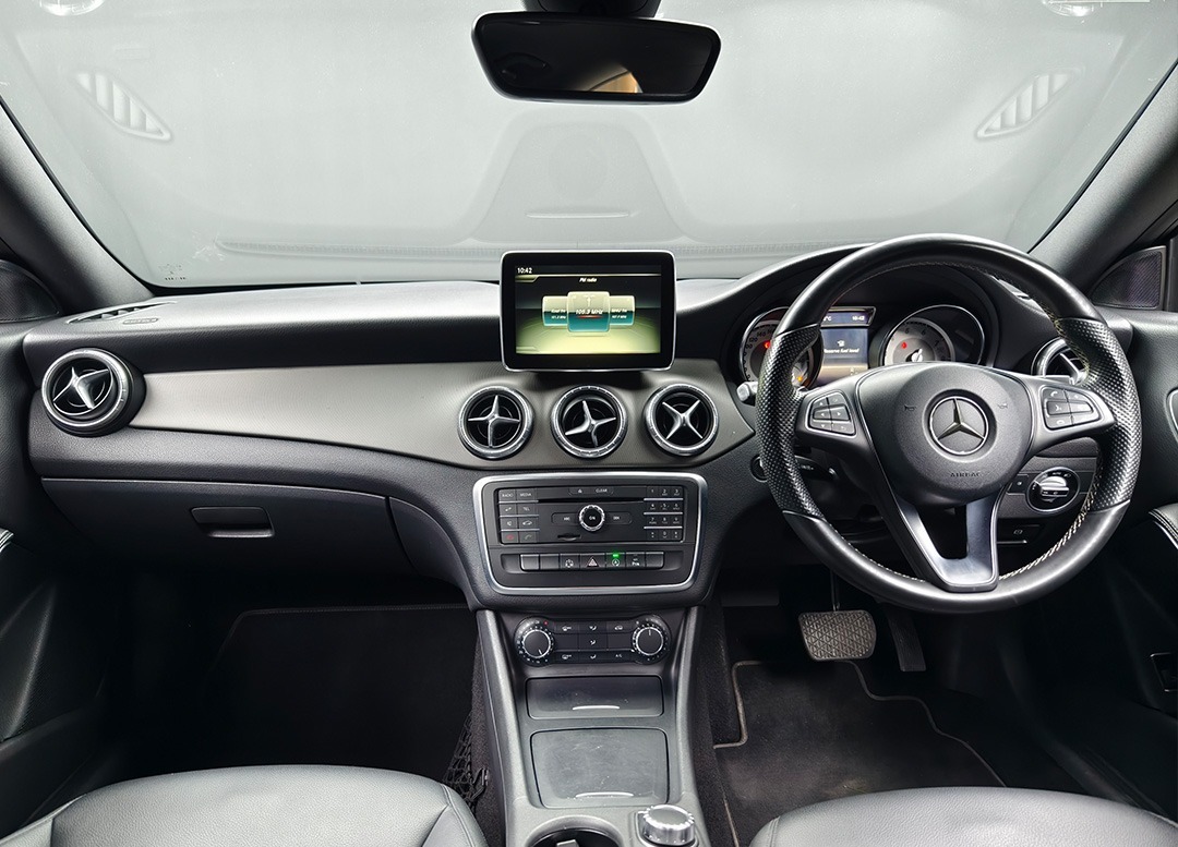 WhatsApp Image 2025-09-09 at 16.47.39 (1)