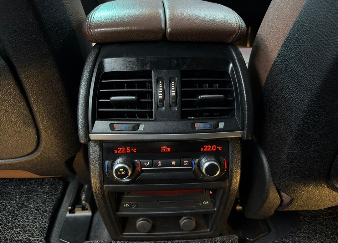 WhatsApp Image 2025-09-09 at 16.36.51 (1)