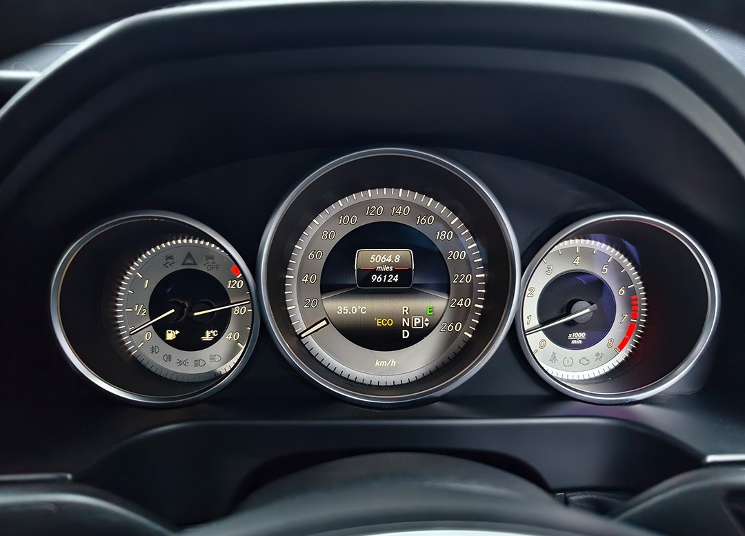 WhatsApp Image 2025-09-09 at 16.30.07 (2)