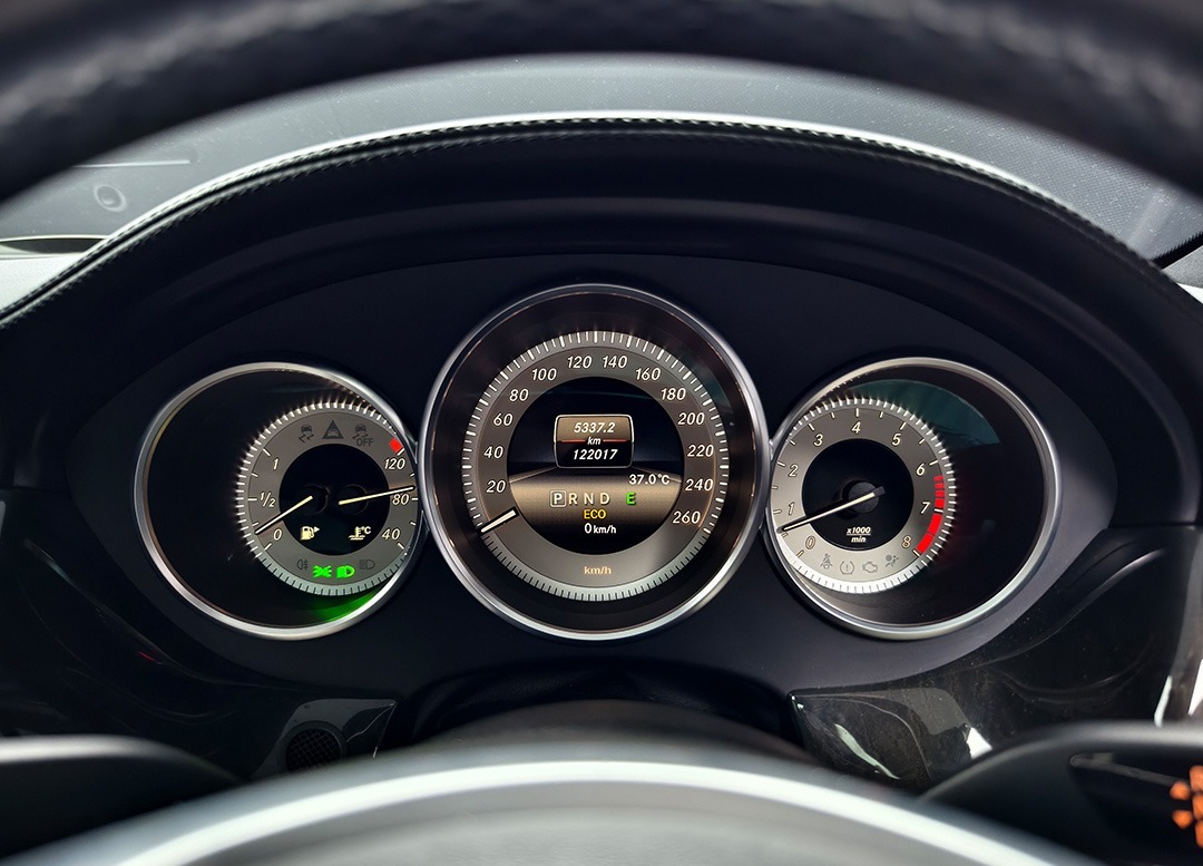 WhatsApp Image 2025-09-09 at 16.22.28 (2)