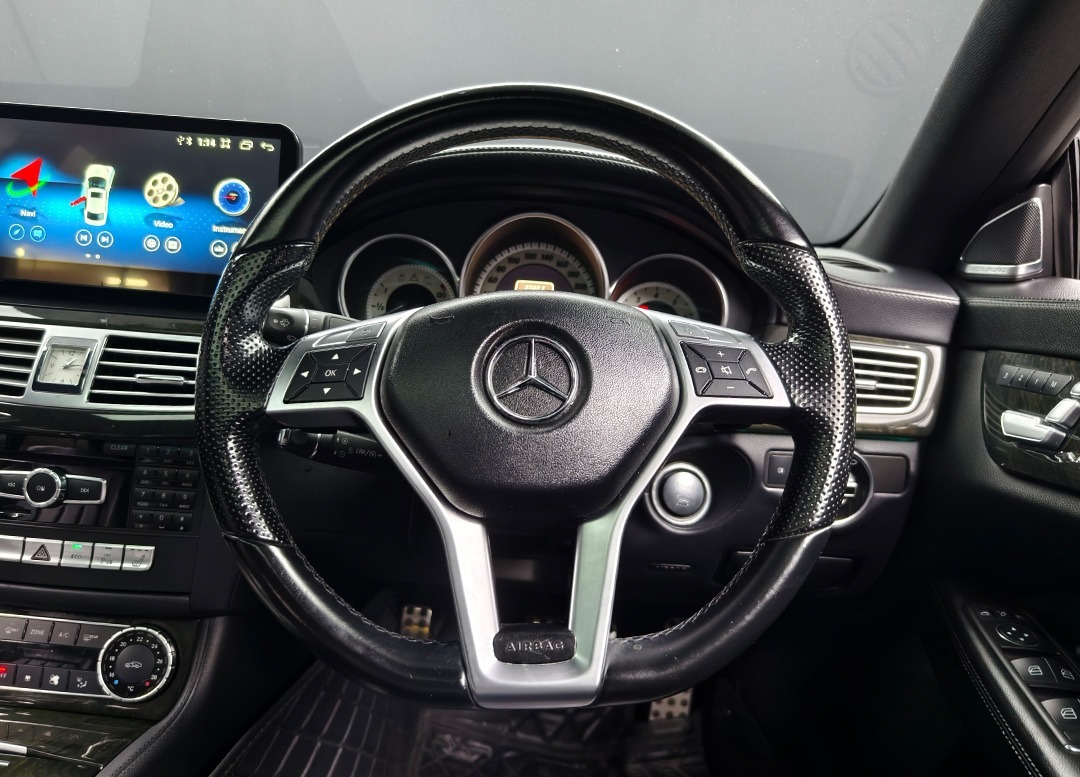 WhatsApp Image 2025-09-09 at 16.22.29