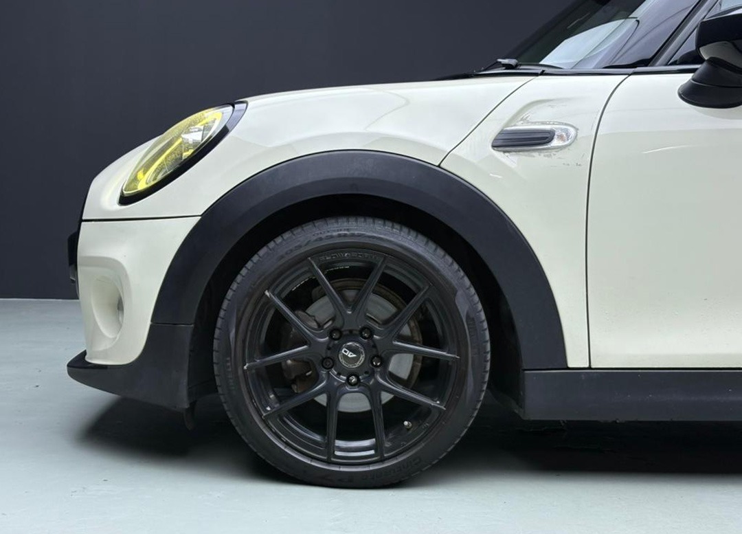 WhatsApp Image 2025-09-15 at 11.28.06 (1)